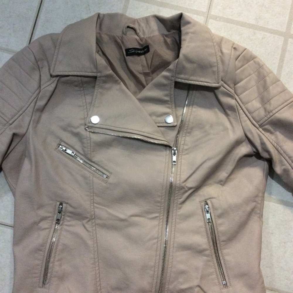 ✨Dusty Rose Faux Leather Jacket, Medium✨ - Picture 3 of 4
